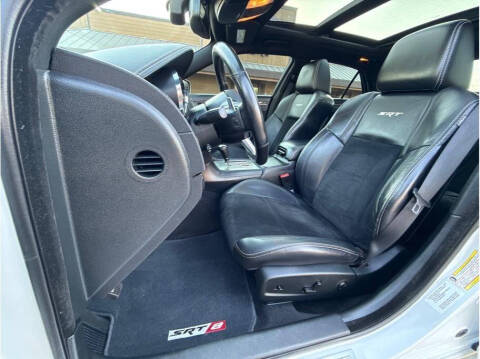 2012 Chrysler 300 SRT8