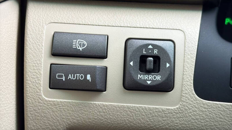 2013 Lexus LX 570