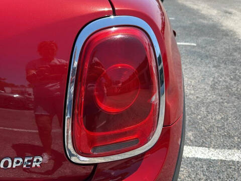 2017 MINI Hardtop 2 Door Cooper