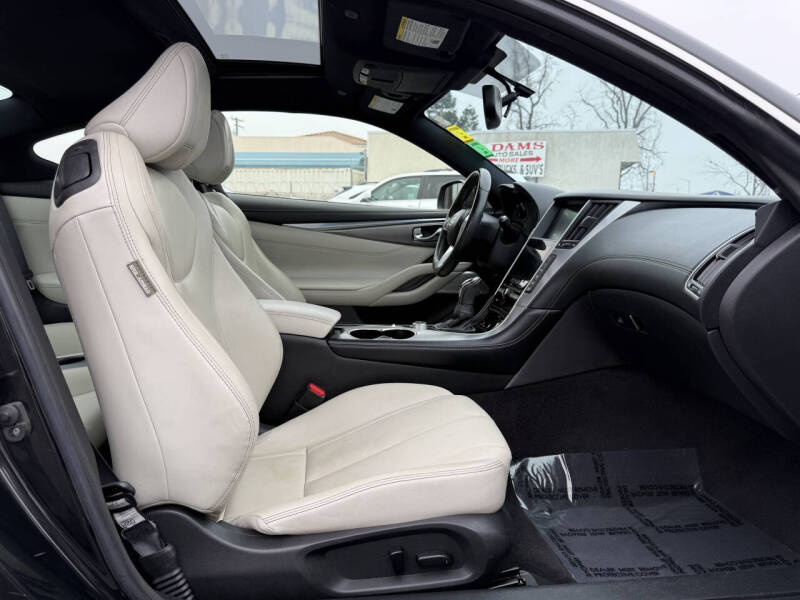 2017 Infiniti Q60 3.0T Premium