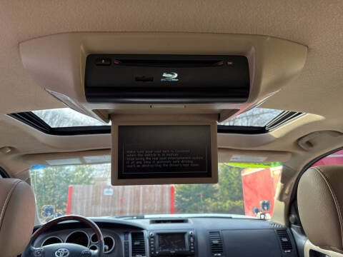 2013 Toyota Sequoia Platinum