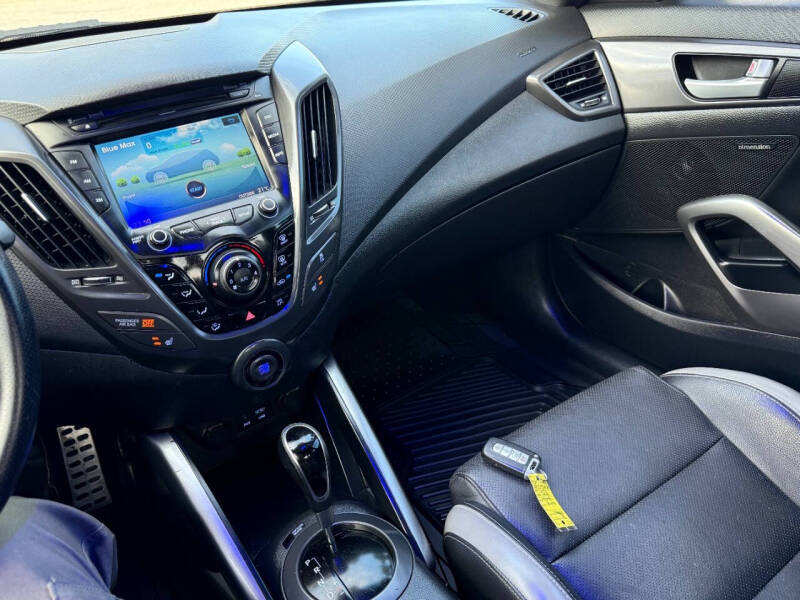 2016 Hyundai Veloster Turbo