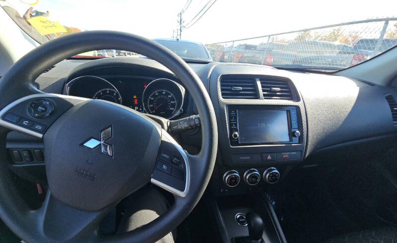 2024 Mitsubishi Outlander Sport S