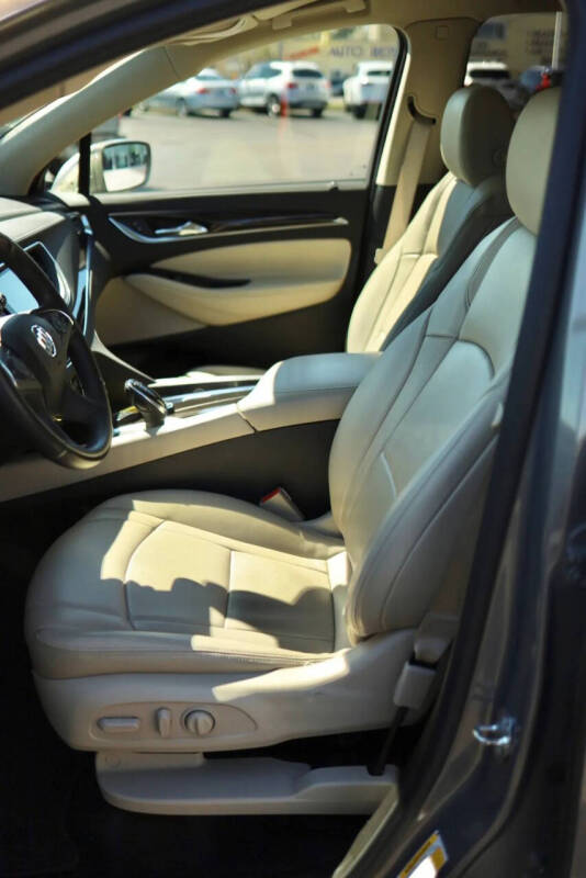 2018 Buick Enclave Essence