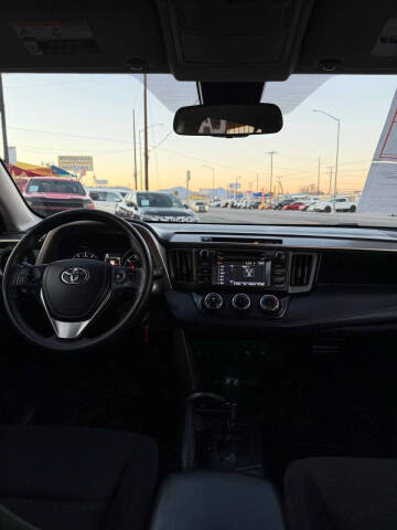 2017 Toyota RAV4 LE