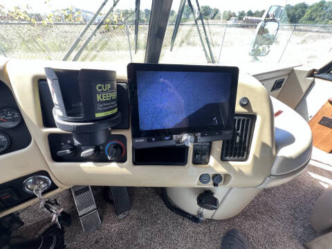 2002 Foretravel GV320 4010