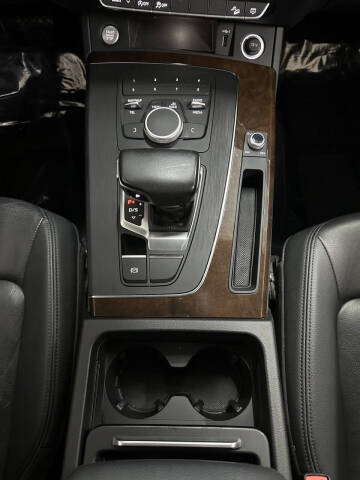 2019 Audi Q5 quattro Premium 45 TFSI