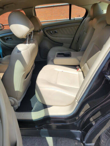 2013 Ford Taurus SEL