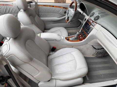 2005 Mercedes-Benz CLK CLK 320