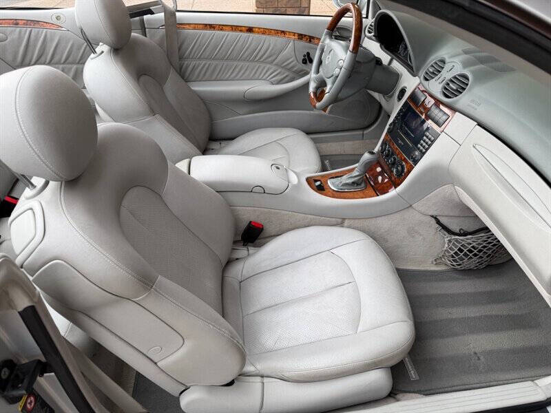 2005 Mercedes-Benz CLK CLK 320