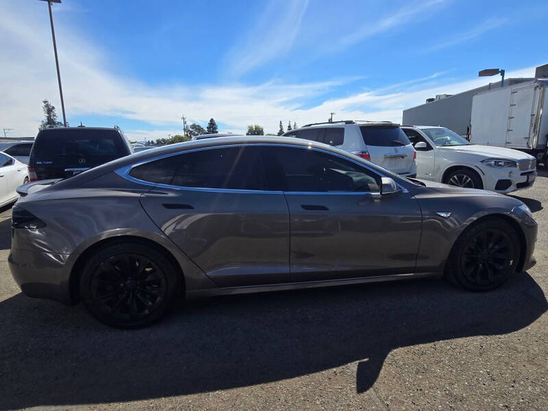 2016 Tesla Model S 75D