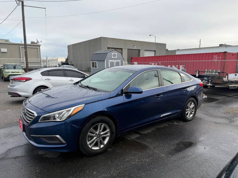 2017 Hyundai Sonata Base's photo