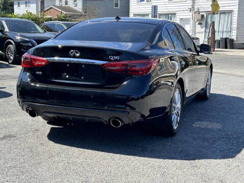 2021 Infiniti Q50 Luxe
