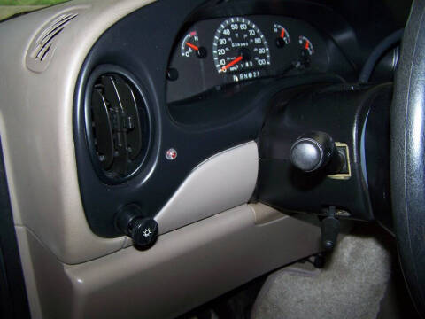 2000 Ford E-Series E-150
