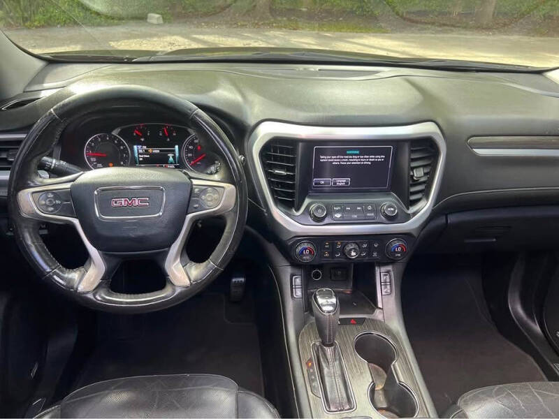 2017 GMC Acadia SLT-1