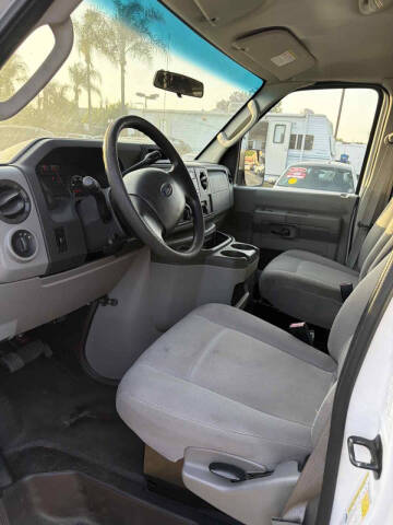 2012 Ford E-Series E-150