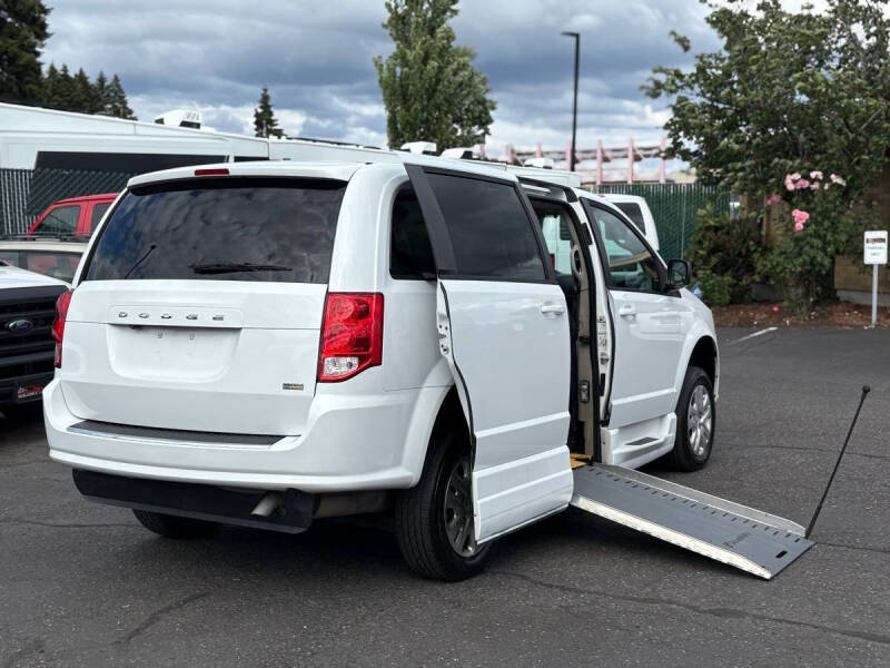 2018 Dodge Grand Caravan SE Plus