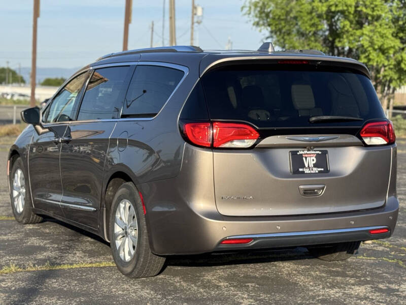 2018 Chrysler Pacifica Touring L Plus