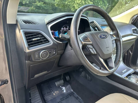 2019 Ford Edge SEL
