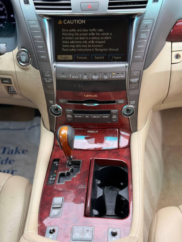 2007 Lexus LS 460
