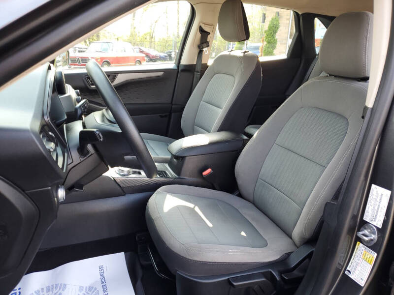 2020 Ford Escape S