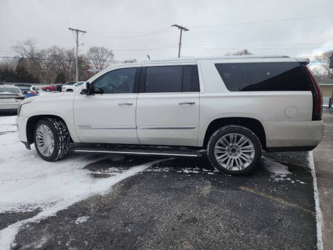2017 Cadillac Escalade ESV Platinum