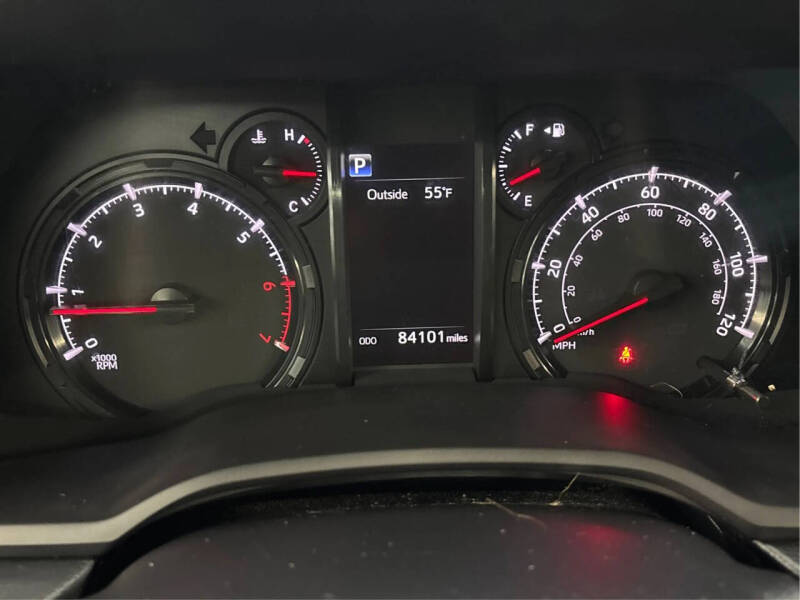 2022 Toyota 4Runner SR5