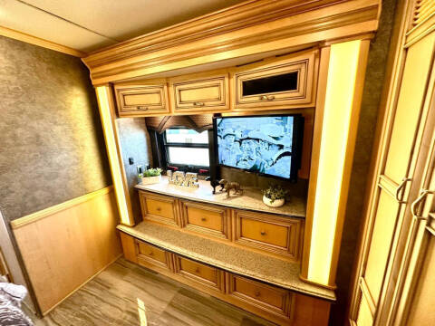 2014 Freightliner XCR Chassis