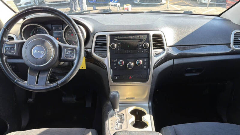 2012 Jeep Grand Cherokee Laredo