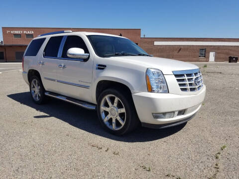 2007 Cadillac Escalade for sale at KHAN'S AUTO LLC in Worland WY