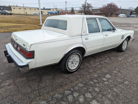 1983 Chrysler New Yorker Fifth Avenue