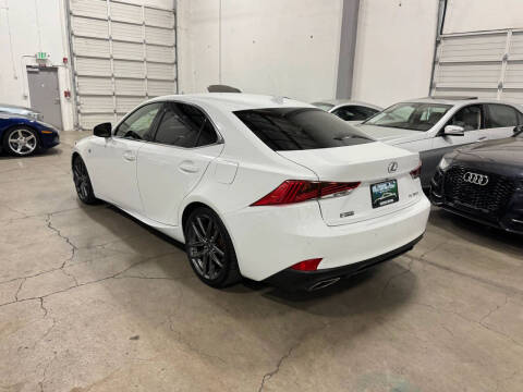 2018 Lexus IS 300