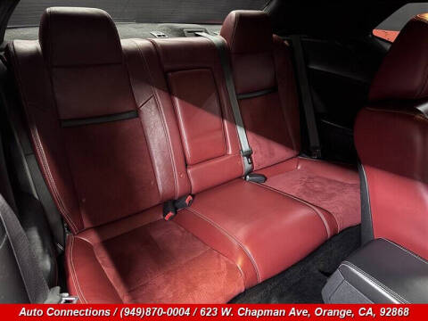 2014 Dodge Challenger SRT8