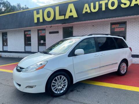2009 Toyota Sienna for sale at HOLA AUTO SALES CHAMBLEE- BUY HERE PAY HERE - in Atlanta GA
