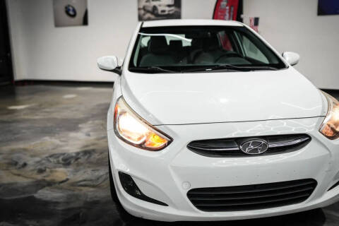 2016 Hyundai Accent SE