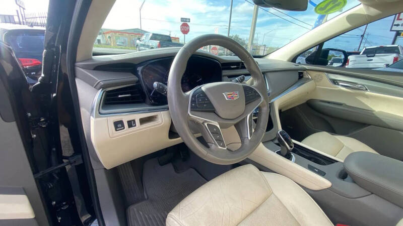 2018 Cadillac XT5 Luxury