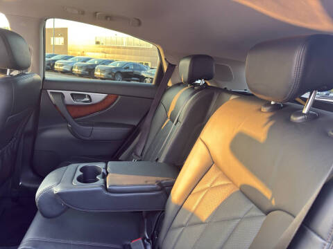 2013 Infiniti FX37