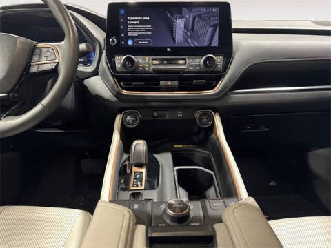 2024 Toyota Grand Highlander Hybrid MAX Platinum