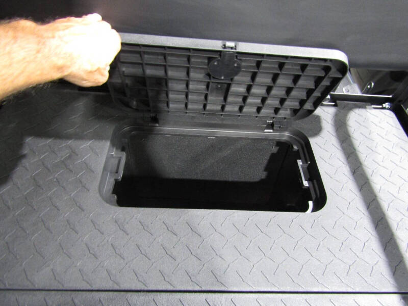 2019 E-Z-GO RXV Electric golf cart