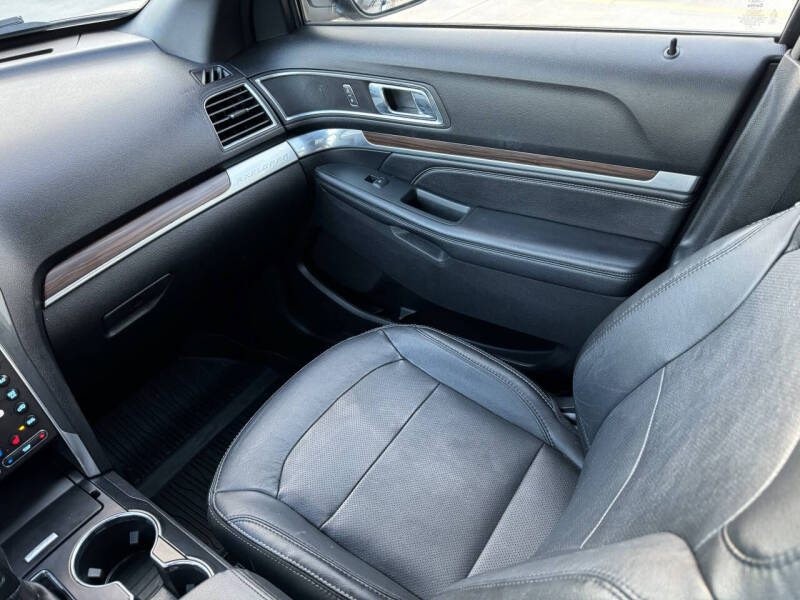 2019 Ford Explorer Limited