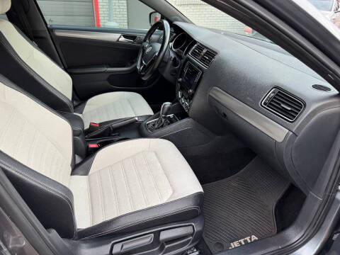 2016 Volkswagen Jetta 1.8T Sport