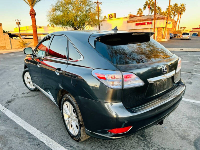 2011 Lexus RX 450h photo 6