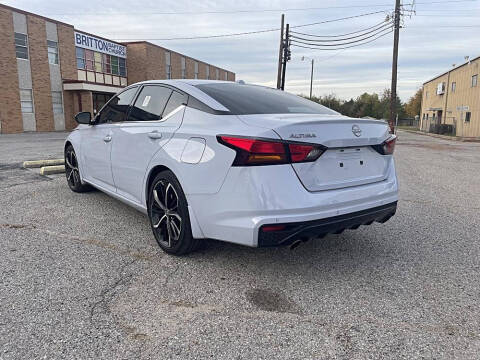 2024 Nissan Altima 2.5 SR