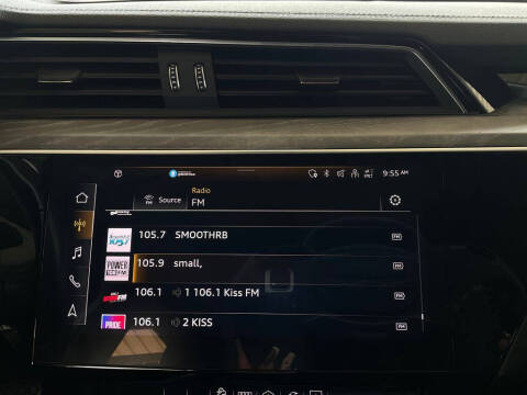 2024 Audi Q8 e-tron quattro Premium Plus
