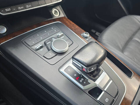 2018 Audi Q5 2.0T quattro Premium