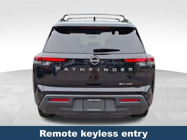 2023 Nissan Pathfinder SV