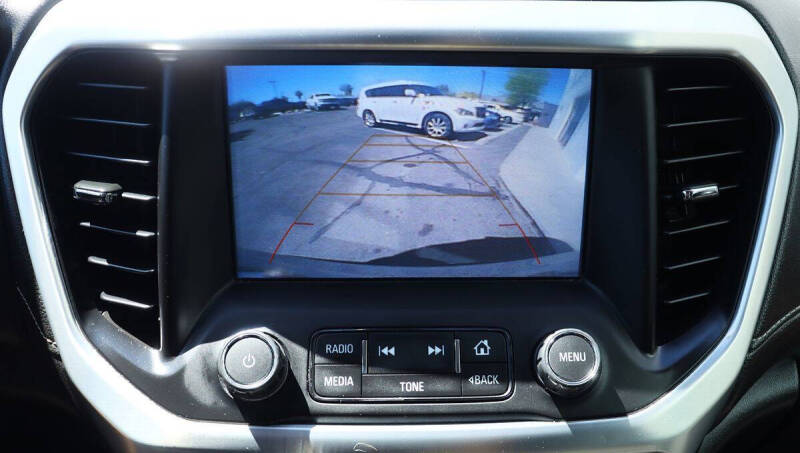 2018 GMC Acadia SLE-2