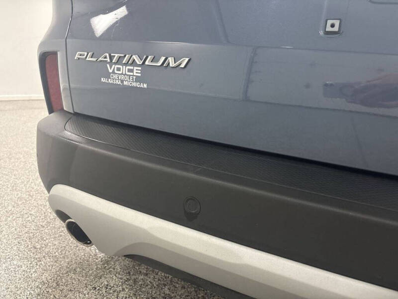 2025 Ford Escape Platinum