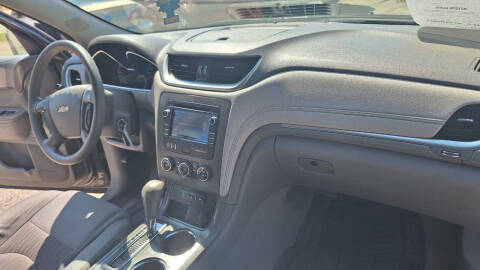 2017 Chevrolet Traverse LS