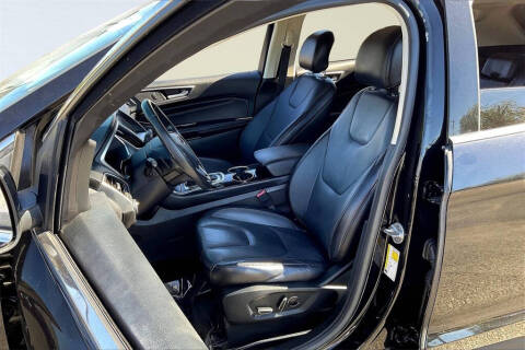 2016 Ford Edge Titanium